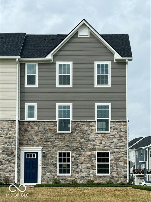 7657 Sagamore Dr, Brownsburg, IN, 46112-2099 | Card Image