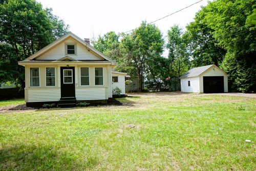 33 Noyes St, Concord, NH, 03301-2324 | Card Image