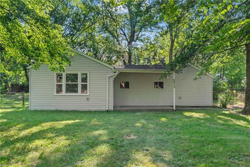 5513 Hardy Ave, Raytown, MO, 64133-2825 | Card Image