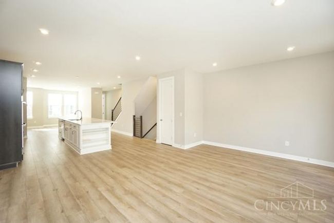 7241 Otley Dr, House other with 4 bedrooms, 4 bathrooms and null parking in West Chester OH | Image 9