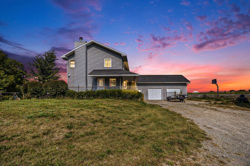 215 N Tuttle Rd, Scottville, MI, 49454-9646 | Card Image