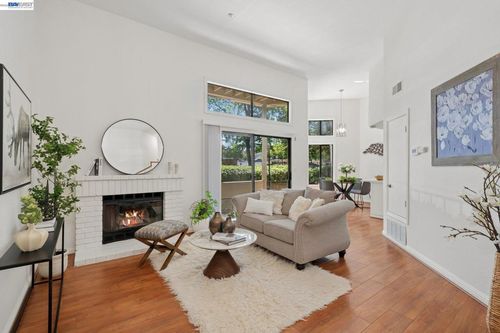 d-3474 Smoketree Commons Dr, Pleasanton, CA, 94566-7964 | Card Image