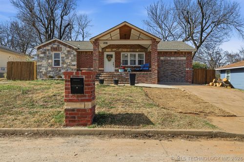 2018 Delaware Pl, Tulsa, OK, 74110-2831 | Card Image