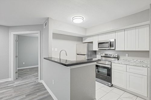 apt-t110-9839 Walnut St, Dallas, TX, 75243-8832 | Card Image