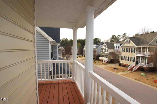 balcony | Image 19