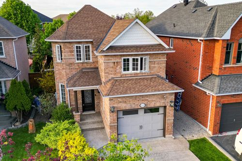 2129 Glenfield Rd, Oakville, ON, L6M3S4 | Card Image