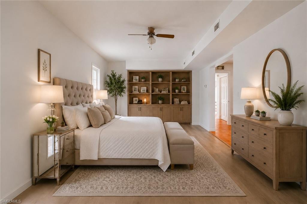 Residential in NAPLES 5