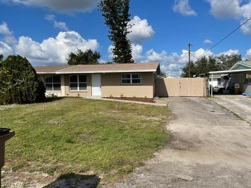 1121 Wesley St, Lehigh Acres, FL, 33936-6509 | Card Image