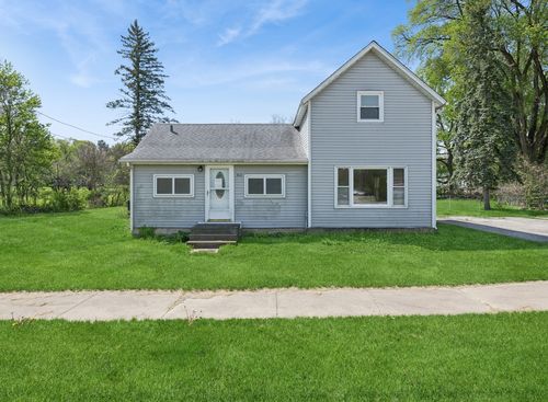312 W Railroad St, Kingston, IL, 60145-8293 | Card Image