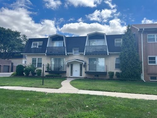 2w-5733 103rd St, Oak Lawn, IL, 60453-4464 | Card Image