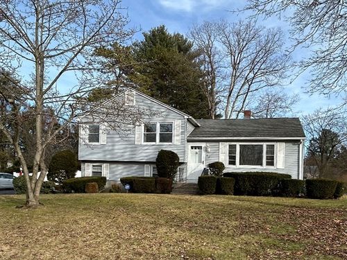 63 Meadowlark Dr, Longmeadow, MA, 01106-2734 | Card Image