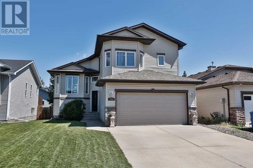 240 Squamish Crt W, Lethbridge, AB, T1K7Z1 | Card Image