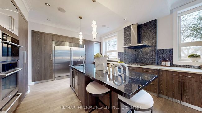 9 Hilda Ave, House other with 5 bedrooms, 6 bathrooms and 5 parking in North York ON | Image 8
