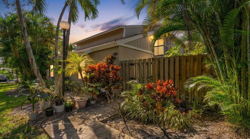 13292-13292 Nw 7th Ct, Plantation, FL, 33325-6105 | Card Image