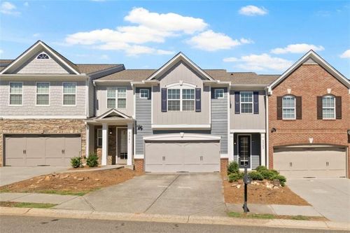 3323 Castleberry Village Cir, Cumming, GA, 30040-2386 | Card Image