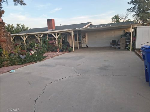 14265 Olancha Rd, Victorville, CA, 92392-9636 | Card Image