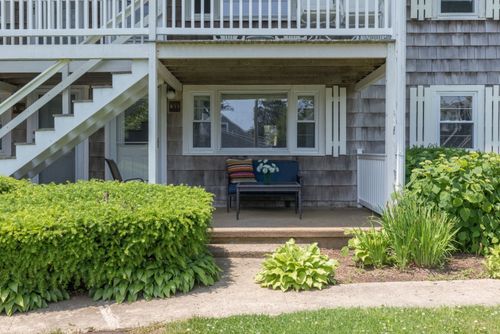 11-124 Skiff Ave, Vineyard Haven, MA, 02568-5580 | Card Image