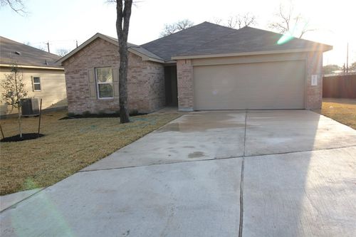 9001 Tall Sky Trce, Austin, TX, 78724-7217 | Card Image