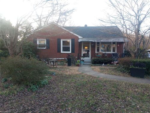 4004 Dalton St, Winston-Salem, NC, 27105-3430 | Card Image