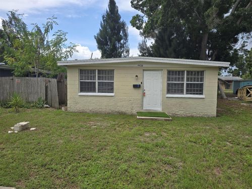 4426 13th Ave S, St Petersburg, FL, 33711-2407 | Card Image