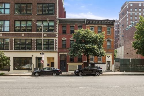 1-58 Charles St S, Boston, MA, 02116-5430 | Card Image