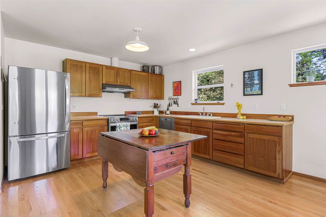 3216 Edwards St, House other with 4 bedrooms, 3 bathrooms and null parking in Bellingham WA | Image 13