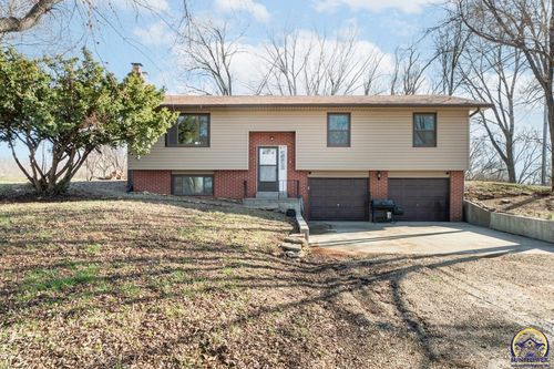 672 High View Rd, Meriden, KS, 66512-9361 | Card Image