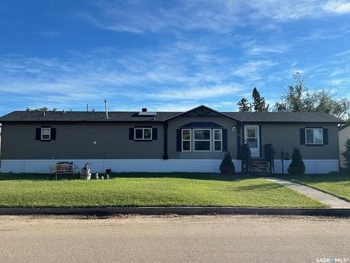 112 6th Ave W, Eatonia, SK, S0L1S2 | Card Image