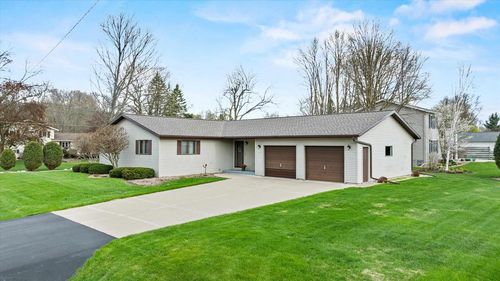 1100 E 25th Street, Marshfield, WI, 54449 | Card Image