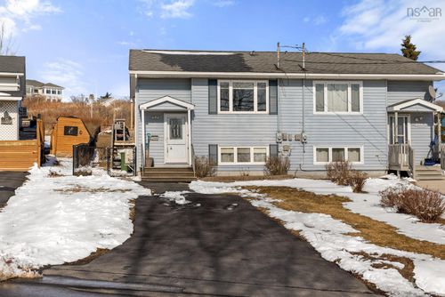 2060 Caldwell Rd, Eastern Passage, NS, B3G1H7 | Card Image