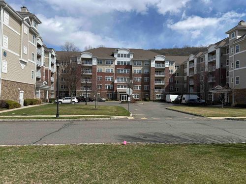 1118 Warrens Way, Wanaque, NJ, 07465-1661 | Card Image