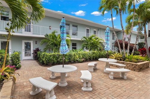 635-635 12th Ave S, NAPLES, FL, 34102-8002 | Card Image