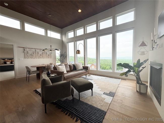 12204 Pacific Cir, House other with 3 bedrooms, 3 bathrooms and null parking in Sperry OK | Image 11