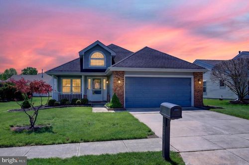732 Cascade Dr N, MOUNT LAUREL, NJ, 08054-4956 | Card Image
