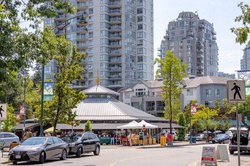 405 - 285 Newport Drive, Condo with 1 bedrooms, 1 bathrooms and 1 parking in Port Moody BC | Card Image