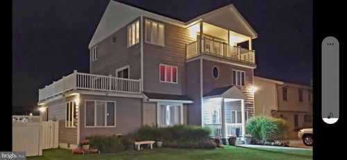 5213 Ocean Dr S, Brigantine, NJ, 08203-1142 | Card Image