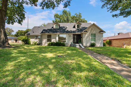 5816 Fox Hill Ln, Dallas, TX, 75232-2404 | Card Image