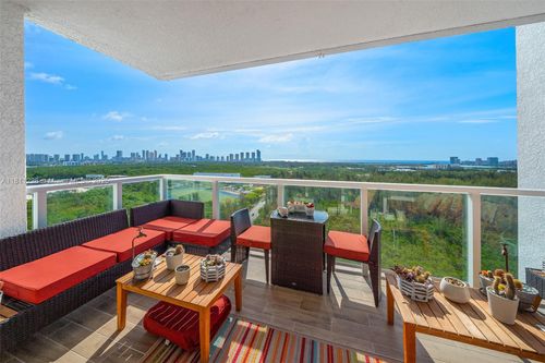 apt-2101-15051 Royal Oaks Ln, North Miami, FL, 33181-2461 | Card Image