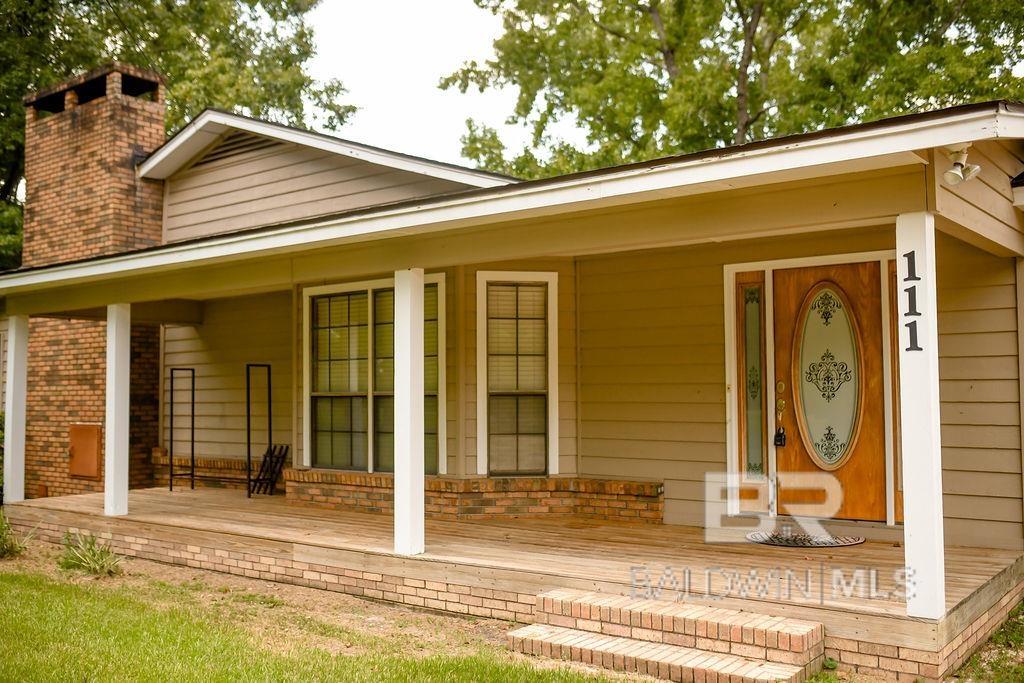 Honey Dr, Atmore, AL 36502