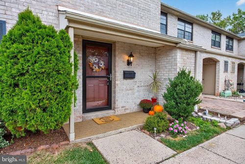 184 Providence Forge Rd, ROYERSFORD, PA, 19468-2951 | Card Image