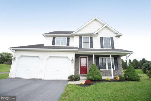 501 Steven Dr, Lenhartsville, PA, 19534-9266 | Card Image