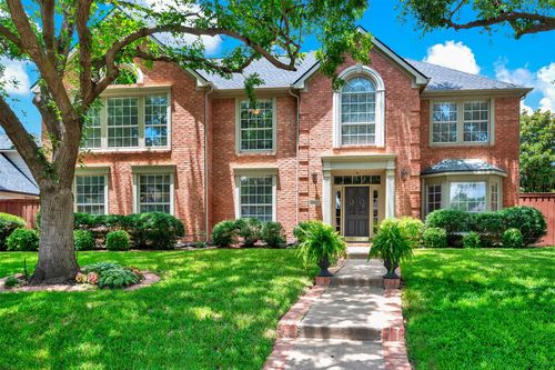 2637 Barrington Dr, Plano, TX, 75093-6184 | Card Image