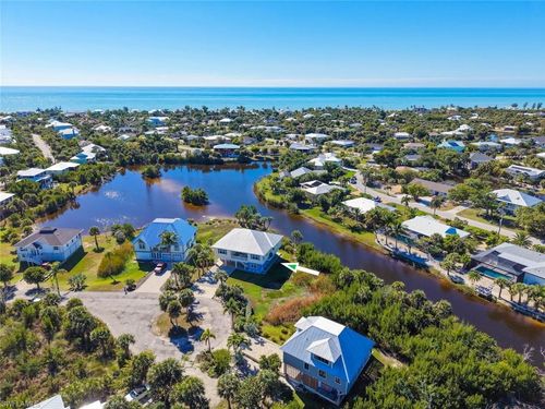 697 Spartina Ct, SANIBEL, FL, 33957-5415 | Card Image