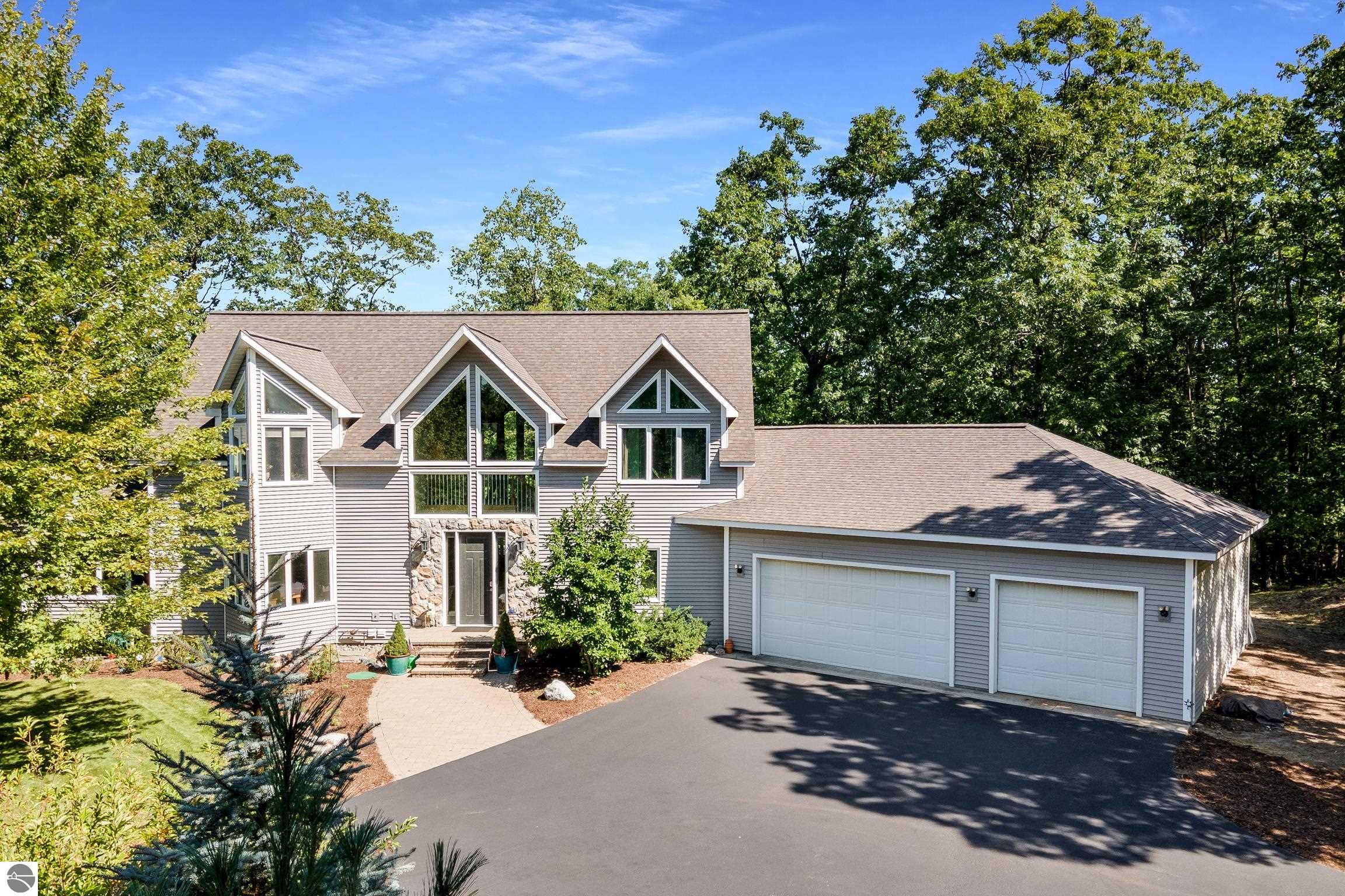 Cranberry Ln, Williamsburg, MI 49690