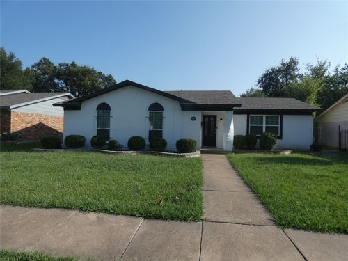 1618 Travis St, Garland, TX, 75042-5082 | Card Image