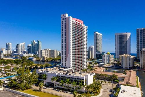 r407-2602 E Hallandale Beach Blvd, Hallandale Beach, FL, 33009-4819 | Card Image