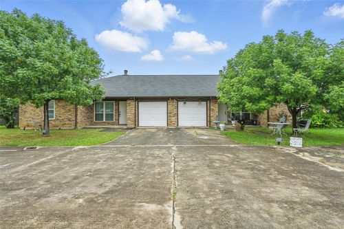 515 Signal Hill Ct S, Fort Worth, TX, 76112-8659 | Card Image