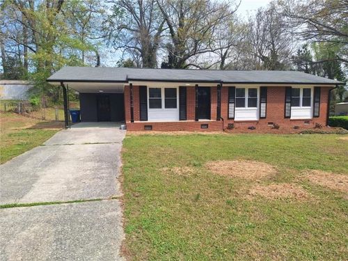 5370 Longmeadow Ln, South Fulton, GA, 30349-3180 | Card Image