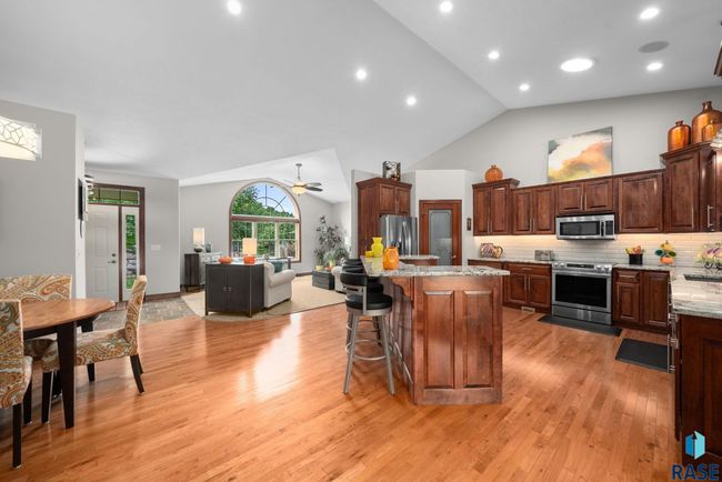 4400 E Aster Cir, House other with 5 bedrooms, 4 bathrooms and null parking in Sioux Falls SD | Image 12