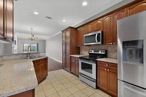 1877 Signal Ridge Pl, Rockwall, TX, 75032-5481 | Card Image